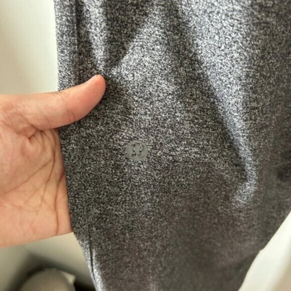 Men’s Lululemon Grey Kung Fu Pants - Picture 3 of 4